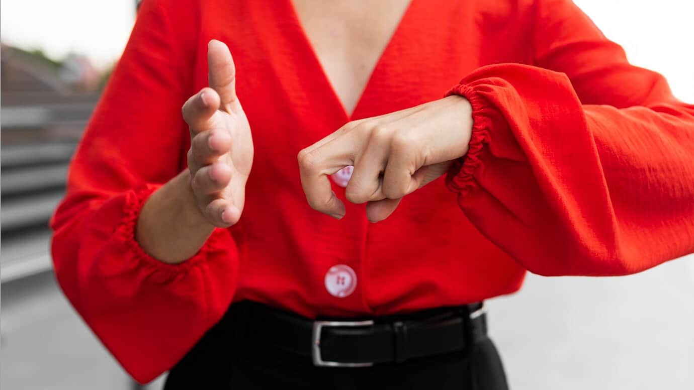 آموزشگاه خیاطی و آستین